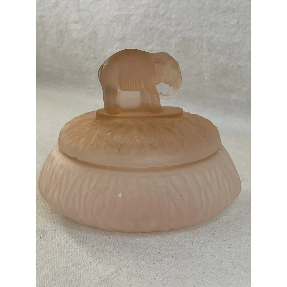 Vintage‎ L.E. Smith Glass Pink Elephant Trinket Box or Powder Jar c.1935